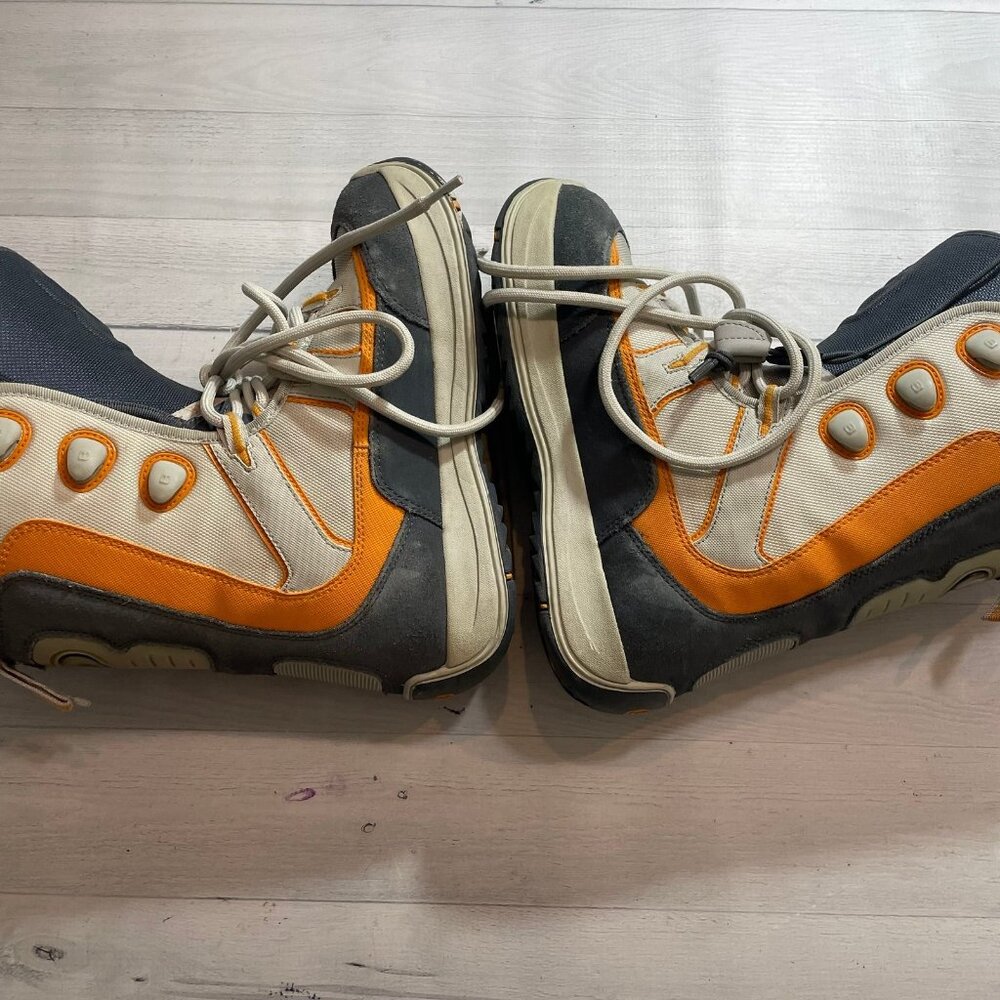 Burton mens freestyle snowboard boots size 7 - Picture 8 of 8